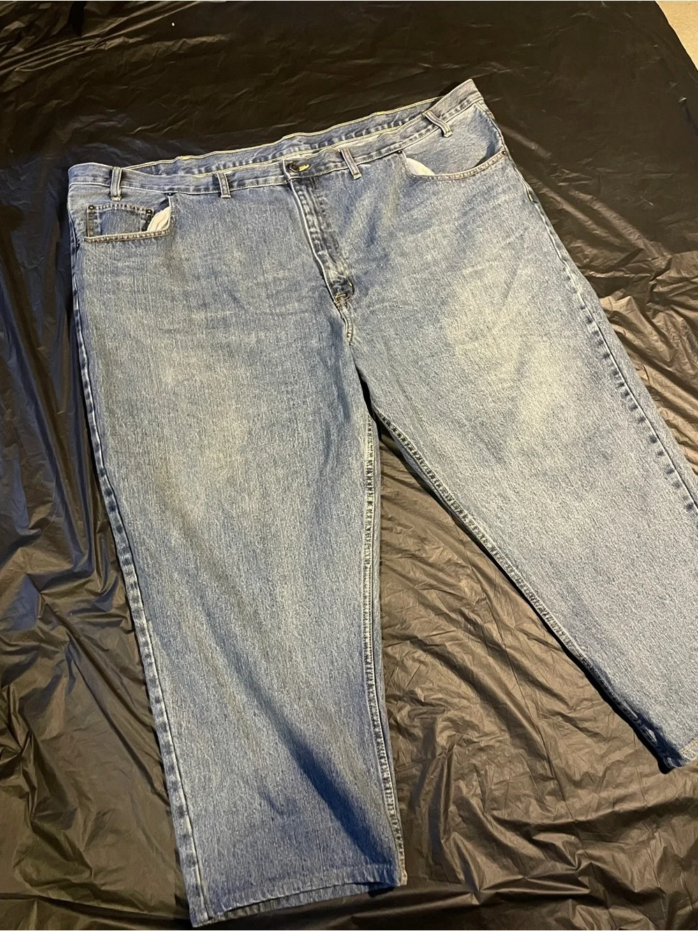Arizona Jean Co Mens Relaxed Fit Light Wash Denim Jeans 52x29